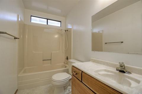149 Bluebird Dr, Windsor, CA 95492 photo 11