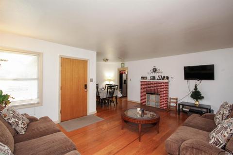 113 Birch St, Vacaville, CA 95688 photo 6