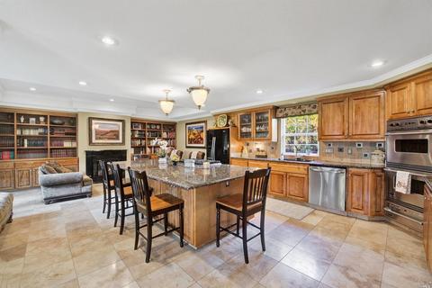 1480 Dunlap Ct, Dixon, CA 95620 photo 2