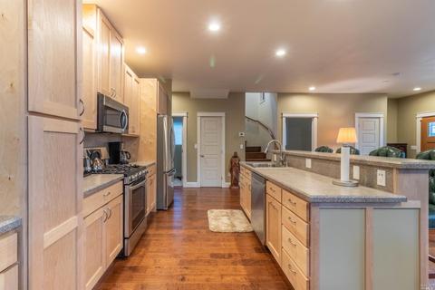 464 Mill St, Willits, CA 95490 photo 11