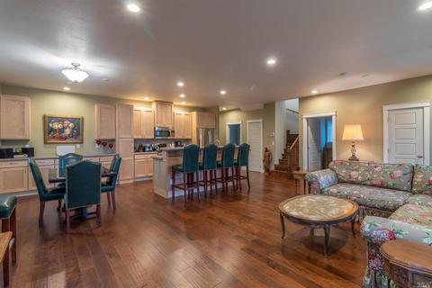 464 Mill St, Willits, CA 95490 photo 6