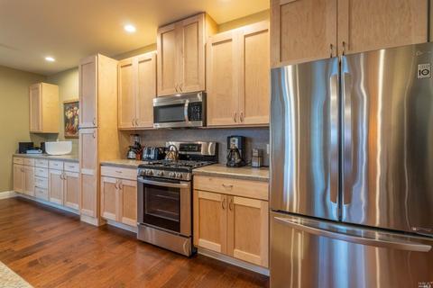 464 Mill St, Willits, CA 95490 photo 5