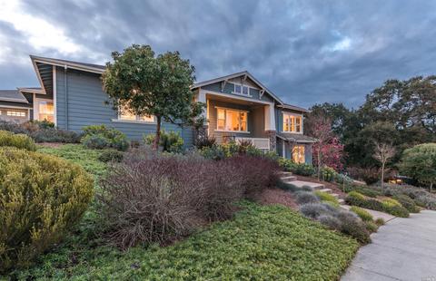 18 Wallenberg Way, Petaluma, CA 94952 photo 1