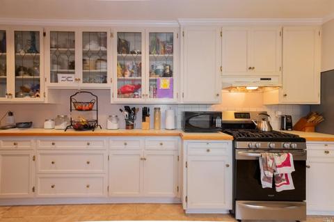 1075 Hargus Ave, Vallejo, CA 94591 photo 9