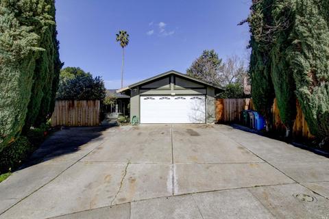 181 Guava Ct, Vallejo, CA 94589 photo 2