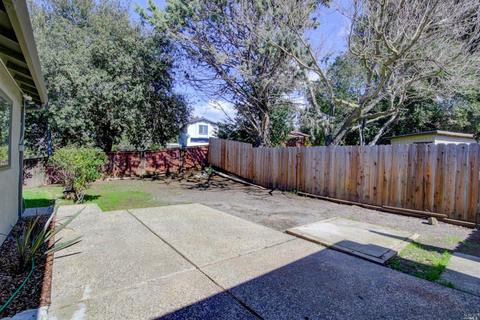 181 Guava Ct, Vallejo, CA 94589 photo 31