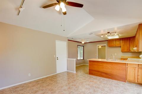 181 Guava Ct, Vallejo, CA 94589 photo 11