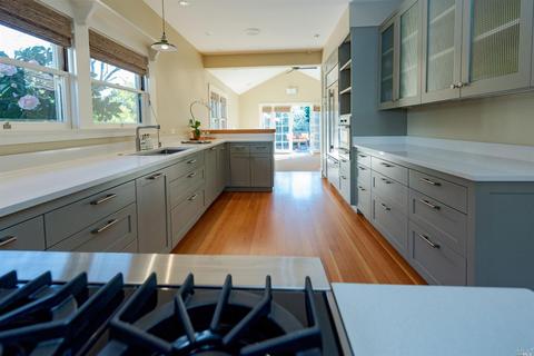 820 Johnson St, Healdsburg, CA 95448 photo 9