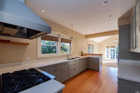 820 Johnson St, Healdsburg, CA 95448 photo 6