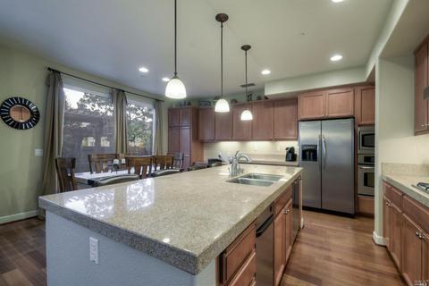 649 Chardonnay Pl, Windsor, CA 95492 photo 8