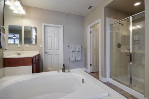 649 Chardonnay Pl, Windsor, CA 95492 photo 24