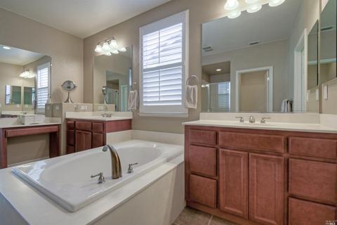 649 Chardonnay Pl, Windsor, CA 95492 photo 22