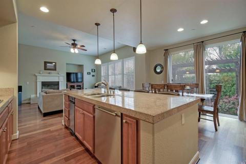 649 Chardonnay Pl, Windsor, CA 95492 photo 9