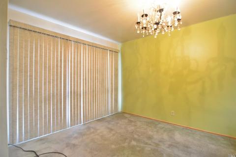 361 Pepper Dr, Vallejo, CA 94589 photo 9