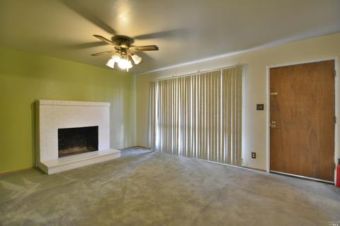 361 Pepper Dr, Vallejo, CA 94589 photo 3