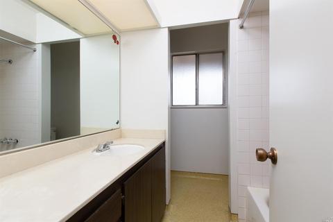 111 Roundtree Blvd, San Rafael, CA 94903 photo 6