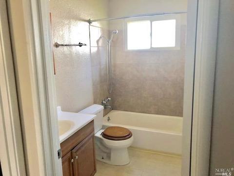 130 Hodges St, Vallejo, CA 94589 photo 26