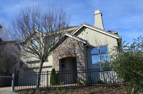 6004 Stonehouse Dr, Vallejo, CA 94591 photo 1