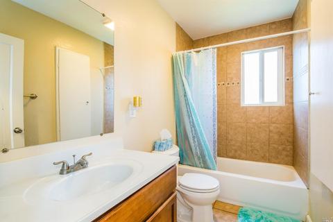 529 Nebraska St, Vallejo, CA 94590 photo 12