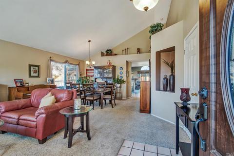 8422 Planetree Dr, Windsor, CA 95492 photo 3