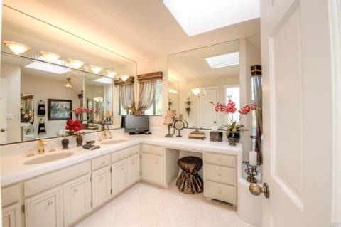 2 Acorn Ct, Novato, CA 94949 photo 19