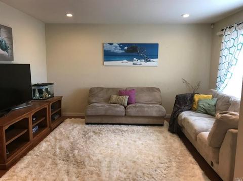 182 Obrien Cir, Vallejo, CA 94589 photo 3
