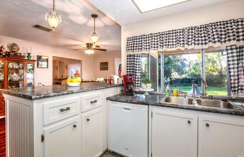 542 Corte Baca, Vacaville, CA 95688 photo 14