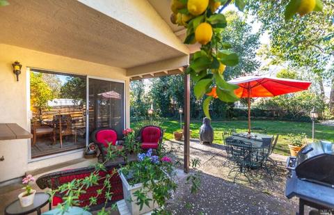 542 Corte Baca, Vacaville, CA 95688 photo 24