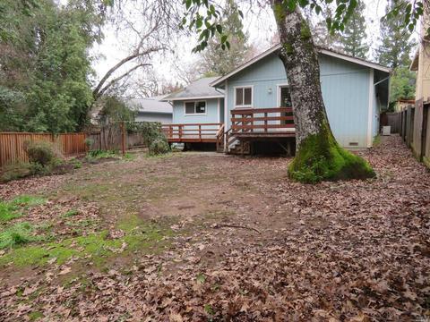 915 Hazel Ave, Ukiah, CA 95482 photo 2