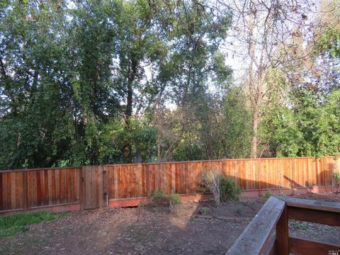 915 Hazel Ave, Ukiah, CA 95482 photo 13