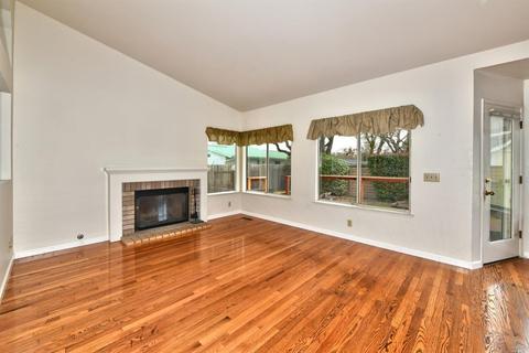 9599 Wellington Cir, Windsor, CA 95492 photo 3