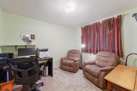 215 W Cherry St, Dixon, CA 95620 photo 13