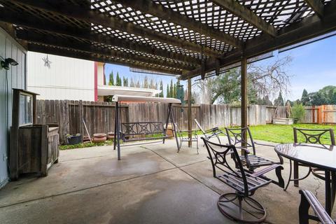 215 W Cherry St, Dixon, CA 95620 photo 18
