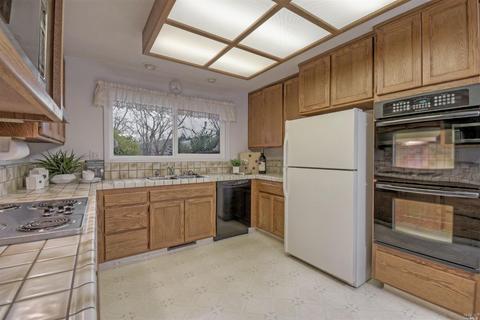6224 Lockwood Dr, Windsor, CA 95492 photo 13