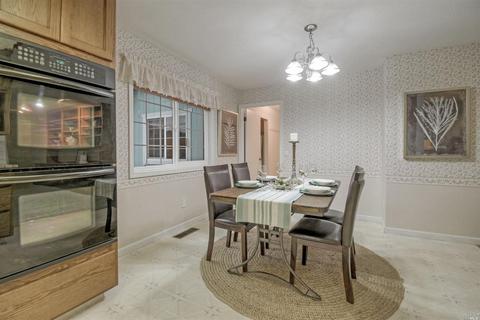 6224 Lockwood Dr, Windsor, CA 95492 photo 12