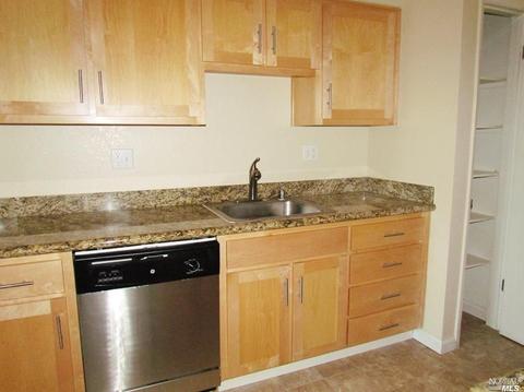 338 Tabor Ave, Fairfield, CA 94533 photo 4