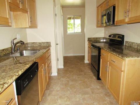 338 Tabor Ave, Fairfield, CA 94533 photo 3