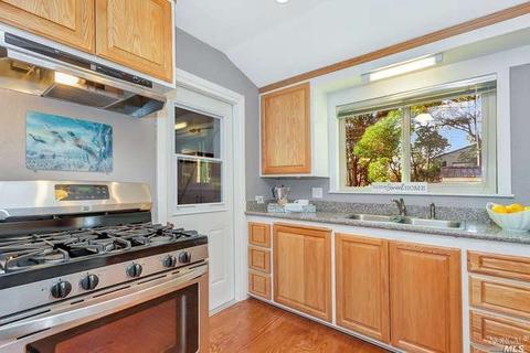 607 Bonita Ct, Vallejo, CA 94591 photo 11