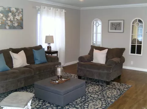 1025 Warren St, Fairfield, CA 94533 photo 3