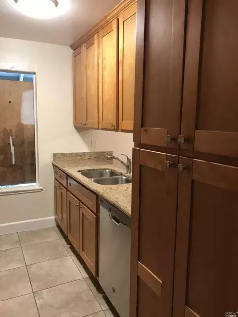 5 Villa Ct, Fairfield, CA 94533 photo 8