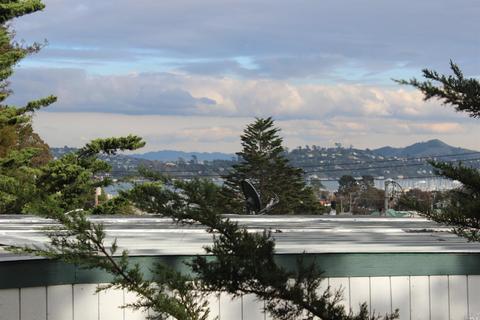 825 Drake Ave, Sausalito, CA 94965 photo 2