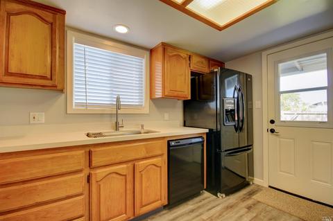 106 Taft St, Fairfield, CA 94533 photo 12