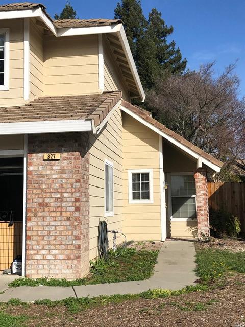 327 Regency Cir, Vacaville, CA 95687 photo 1