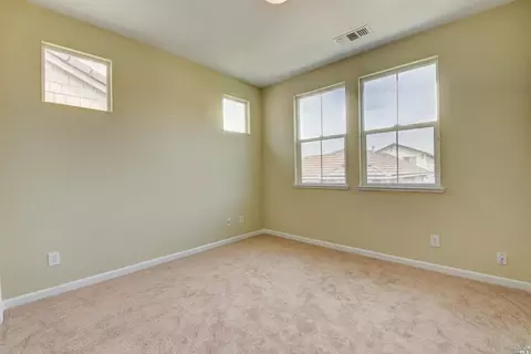 537 Lexington Dr, Vallejo, CA 94591 photo 16