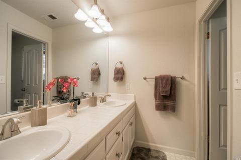 203 Skilling Ct, Cotati, CA 94931 photo 18
