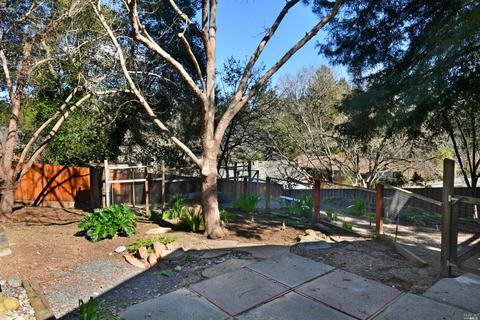7408 Walnut Ln, Sebastopol, CA 95472 photo 10