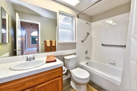 401 Quince St, Windsor, CA 95492 photo 11