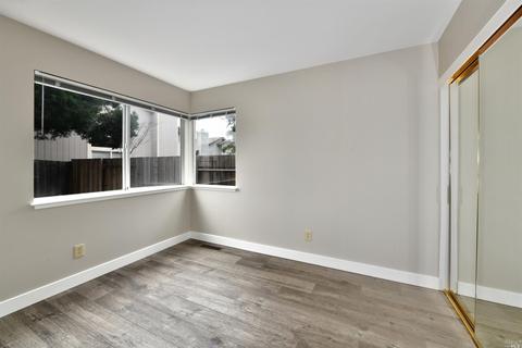 401 Quince St, Windsor, CA 95492 photo 10
