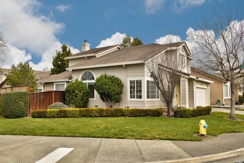 401 Quince St, Windsor, CA 95492 photo 2