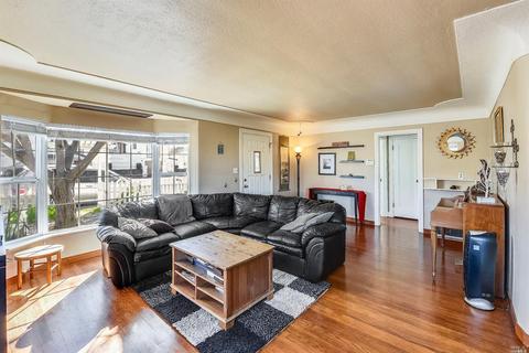 2210 Georgia St, Vallejo, CA 94590 photo 7